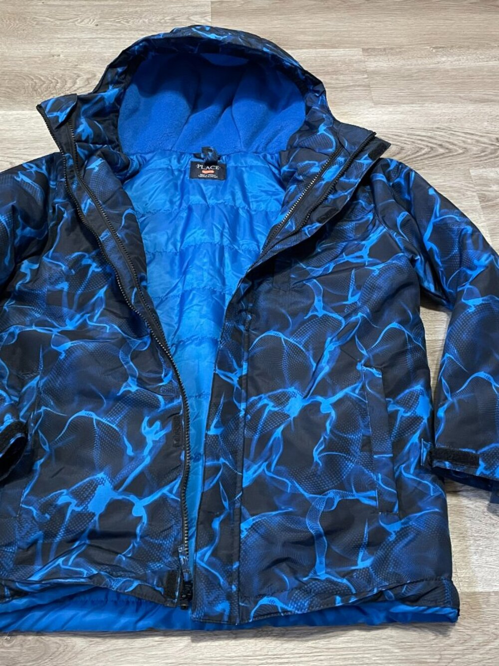 Blue Jacket - Picture 6 of 12